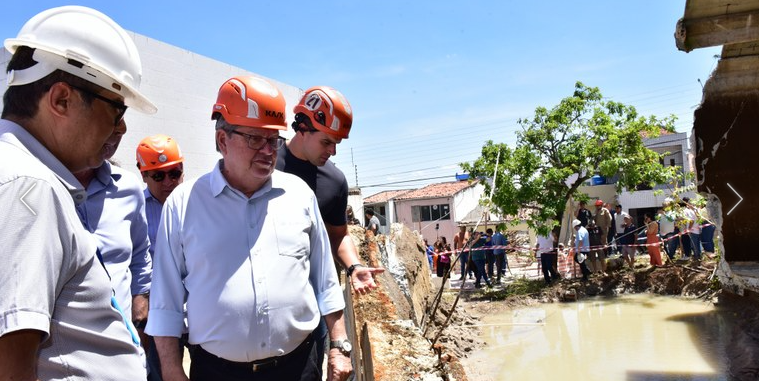 Governador determina investigação da causa de rompimento de reservatório em Campina Grande