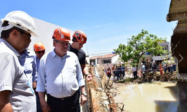 Governador determina investigação da causa de rompimento de reservatório em Campina Grande