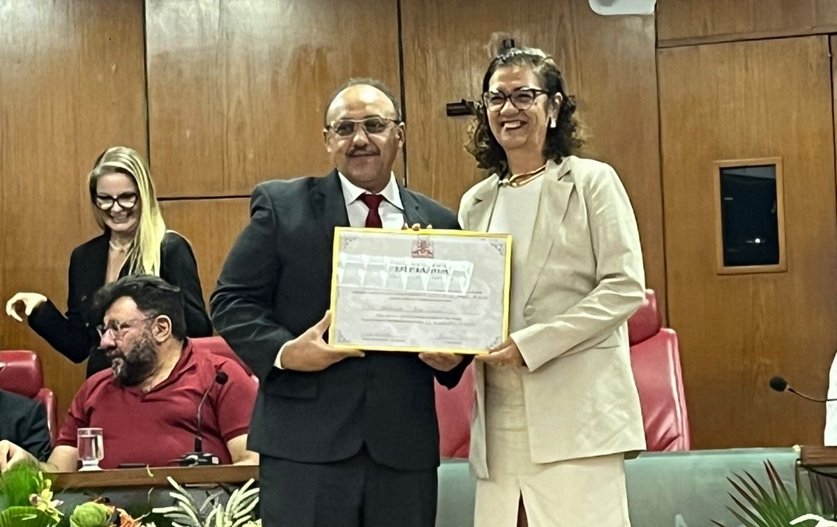 Câmara Municipal de João Pessoa Concede Título de Cidadã Pessoense a Presidente do Conselho Adelaide Alves